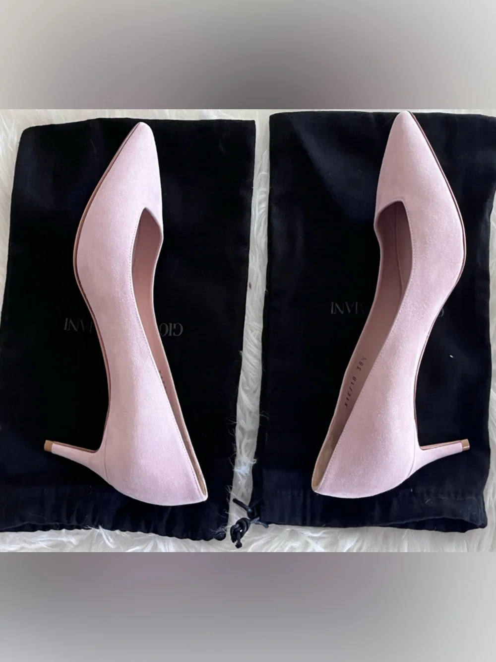 Giorgio Armani Women’s 38 1/2 Pink Nude Suede Point Toe Slip On Kitten Heels - Picture 5 of 11